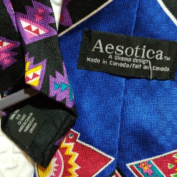 💥HP💥Aesotica Indian Theme Silk Neck Tie - Picture 5 of 7